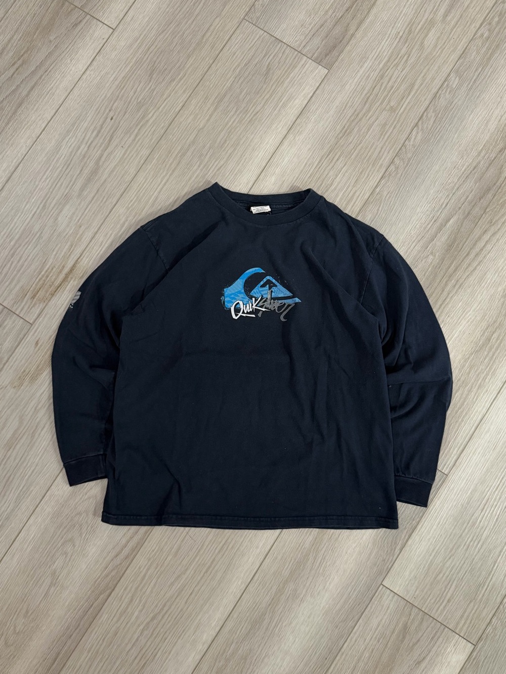 Vintage Kids 90’s Surfwear Quick Silver Long Sleeve